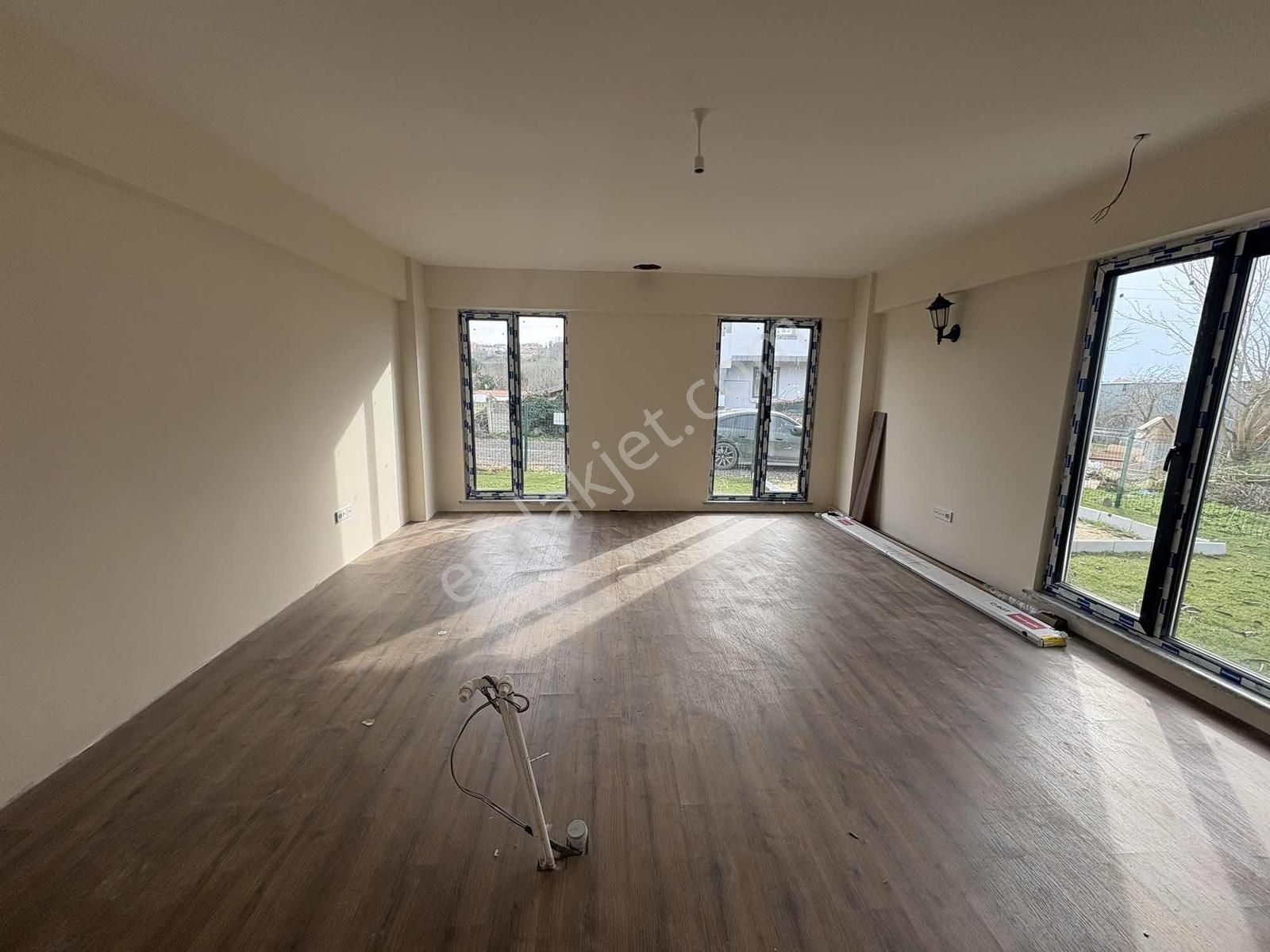 Akdoğanlardan Kırklareli Vizede Satılık 350m2 Arsalı Müstakil Ev - Görsel 13