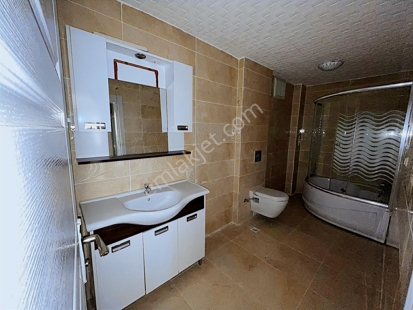Büyükçekmece De Satılık 5+1 Villa Deniz Manzaralı Site İçinde - Görsel 9