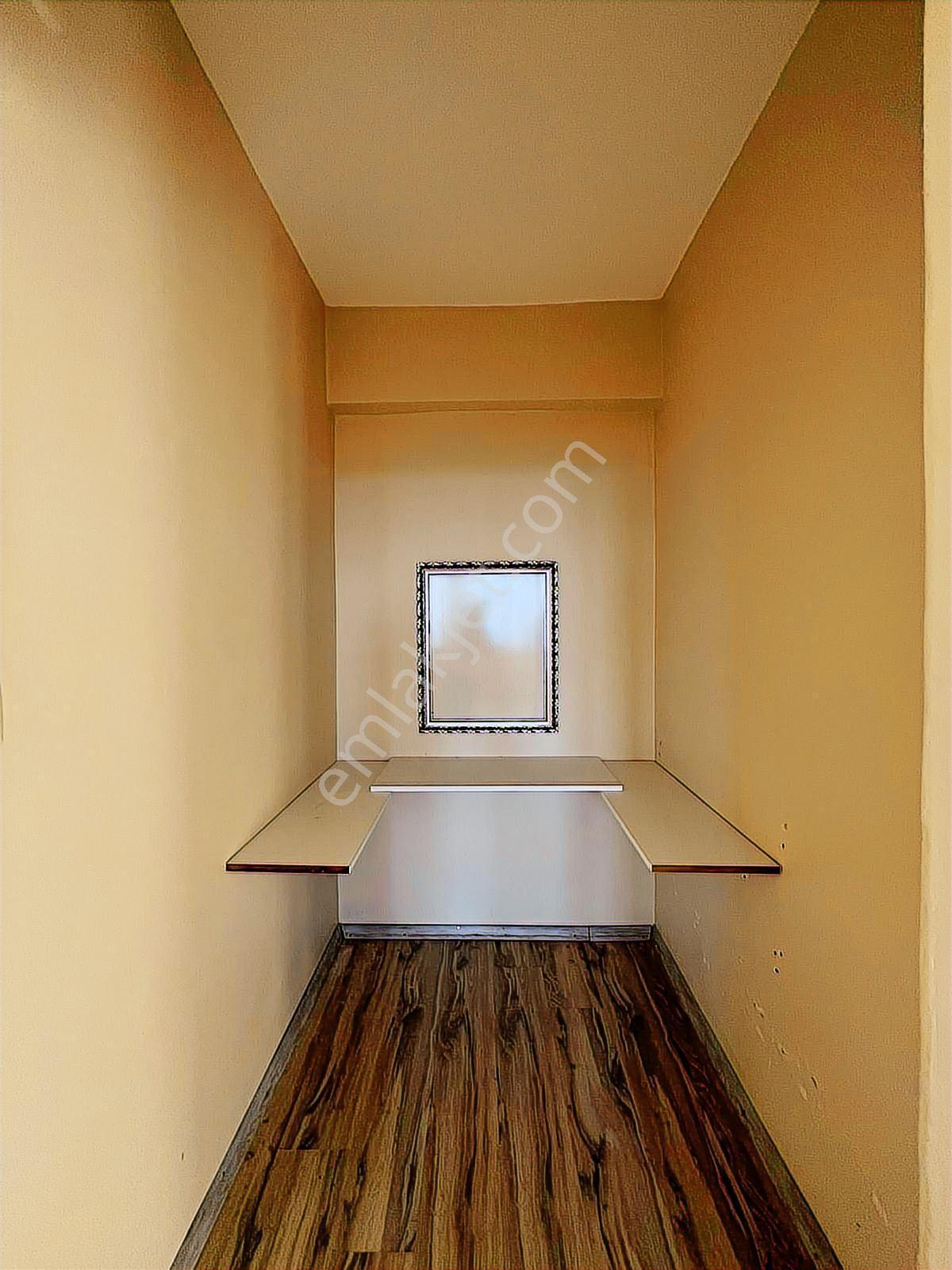 Büyükçekmece De Satılık 5+1 Villa Deniz Manzaralı Site İçinde - Görsel 6