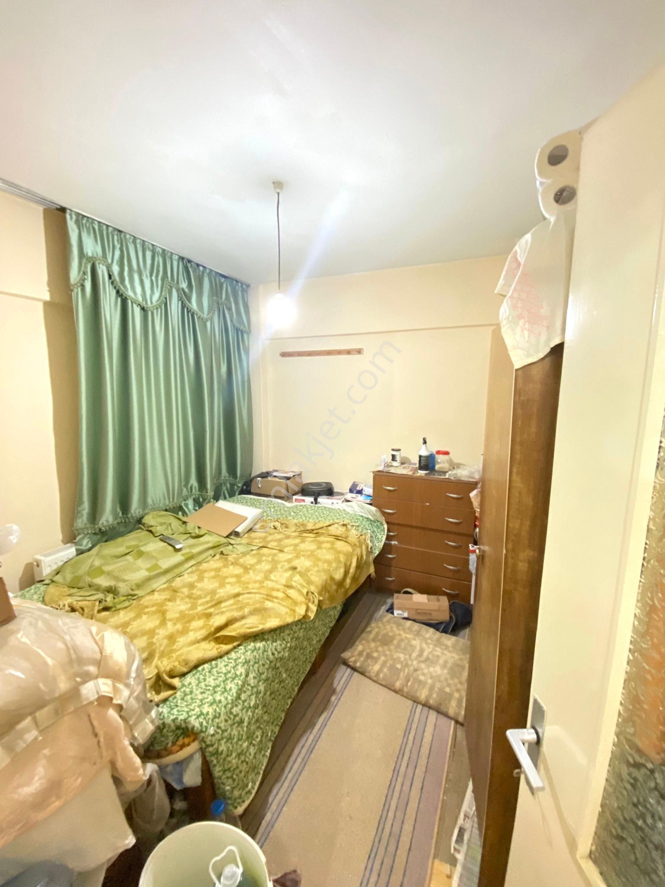 Bahçelievler’de İnönü Caddesi’ne Yakın 3 + 1 Ara Kat 125 Metre Fırsat Daire - Görsel 16