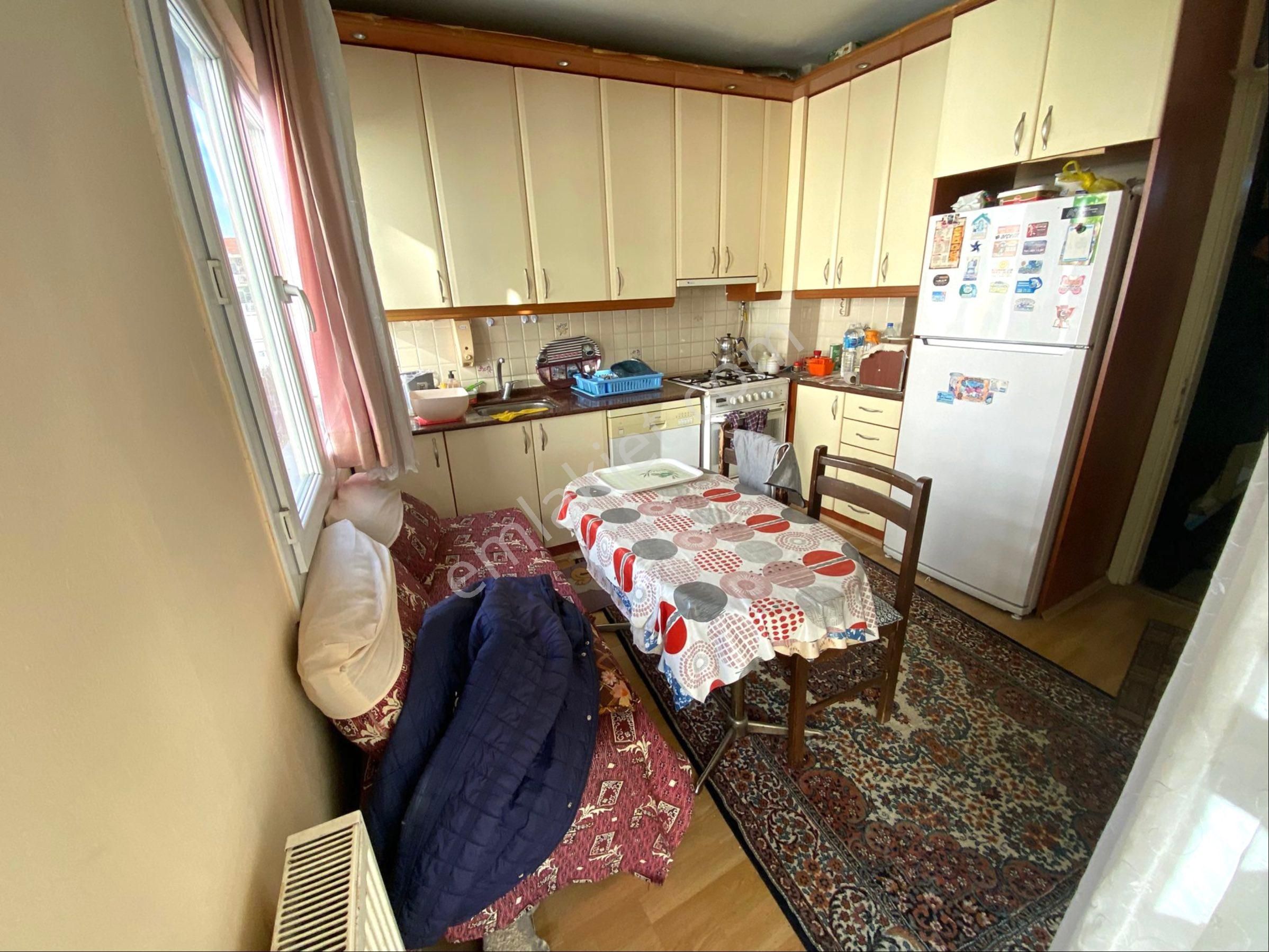 Bahçelievler’de İnönü Caddesi’ne Yakın 3 + 1 Ara Kat 125 Metre Fırsat Daire - Görsel 8