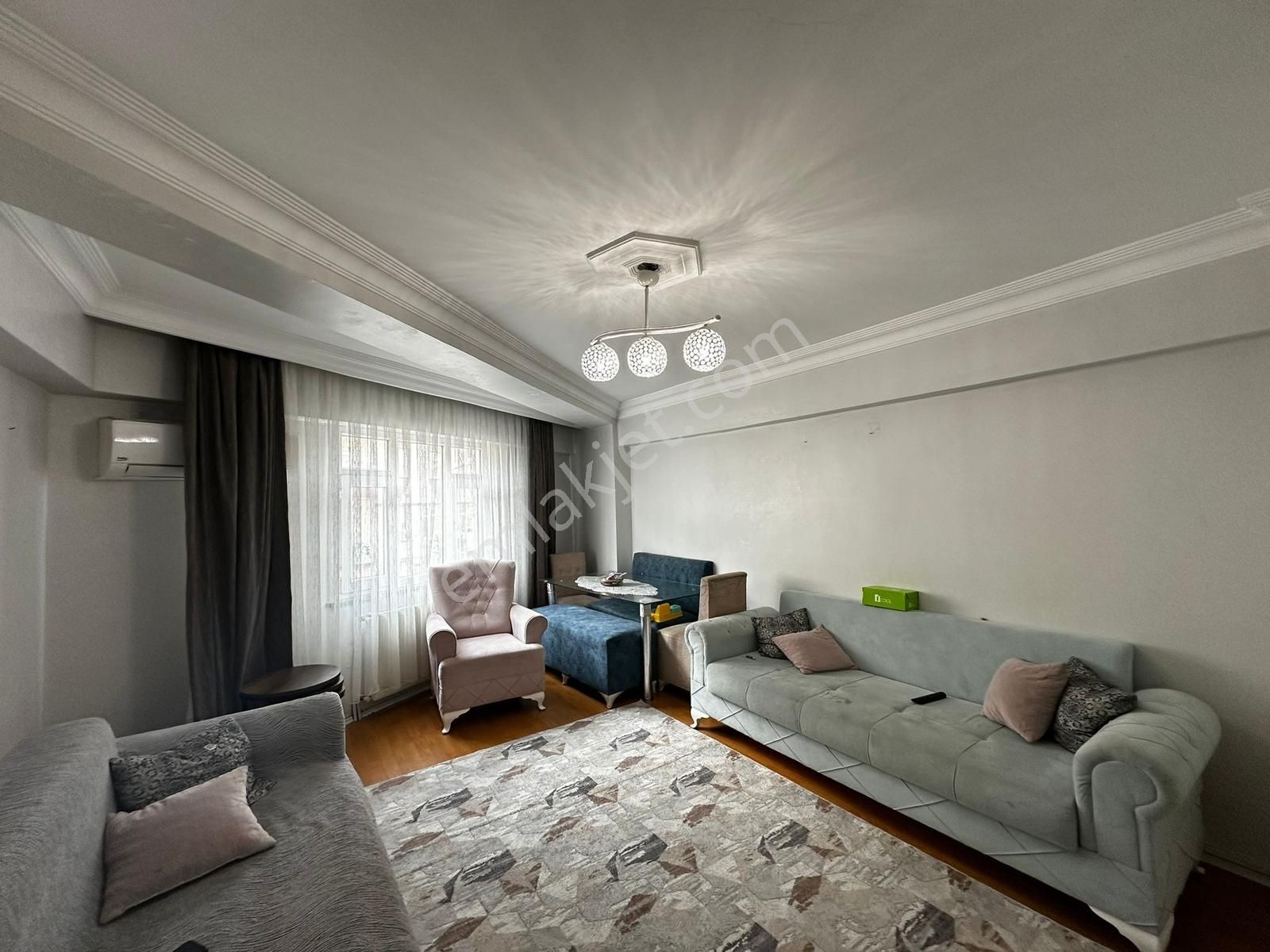 Yeşilpınar Metronun Dibinde Satılık 2+1 Fırsat Daire