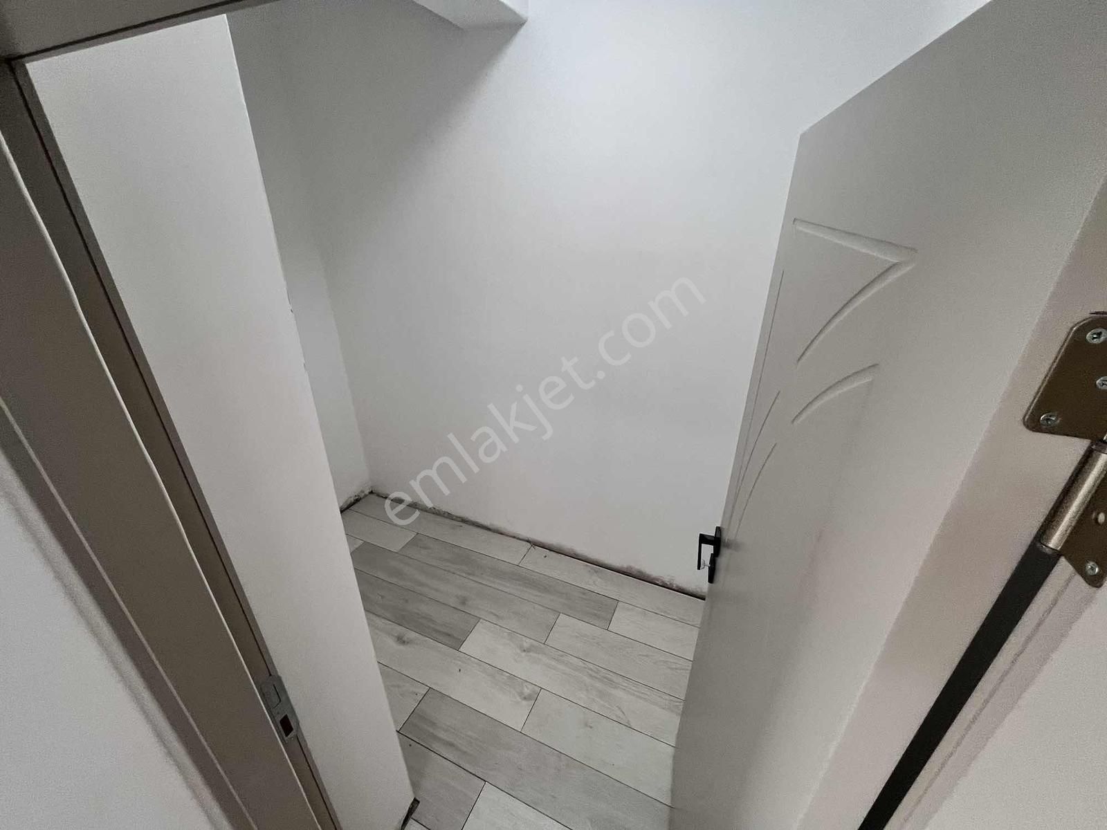 New Kent'den Merkezi Konumda Ara Katta Kilerli Sıfır Daire !! - Görsel 23