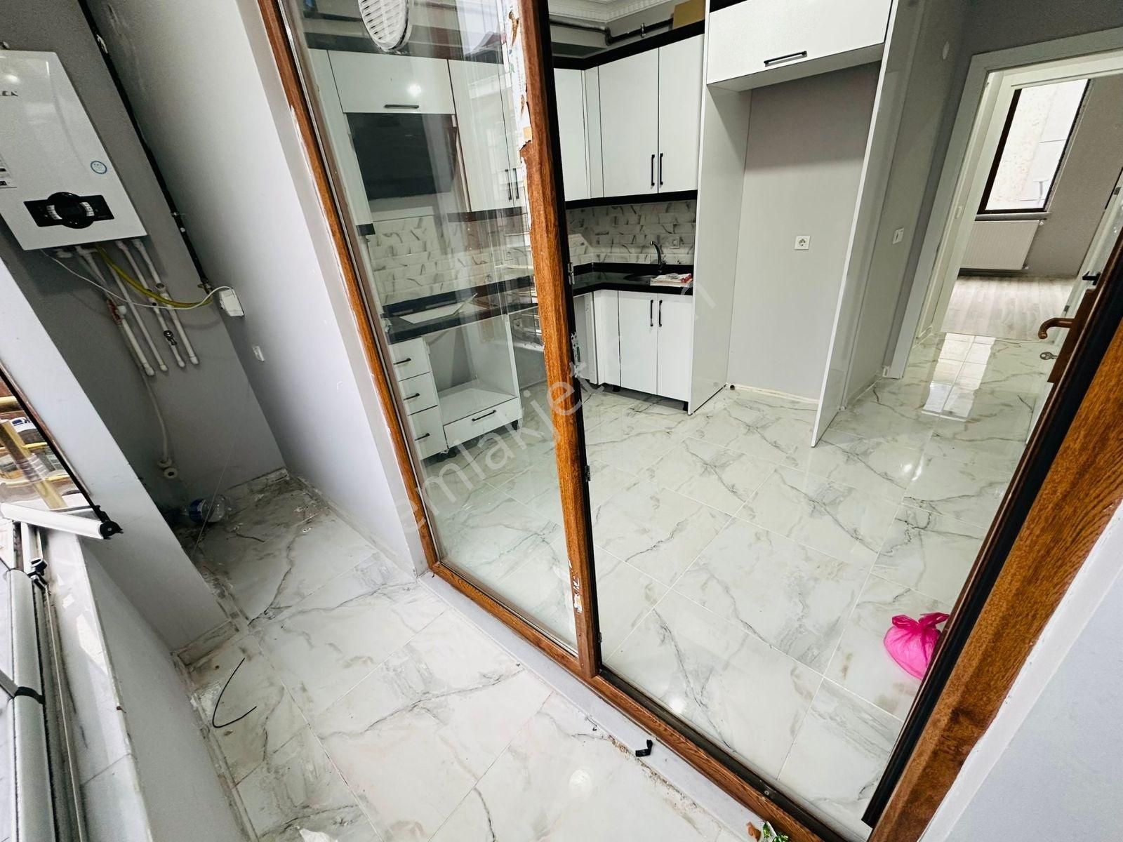 Üç Kardeşler'den S.çiftliği Mh. 2+1 90m Tramvay Dibi 2.kat Daire - Görsel 3