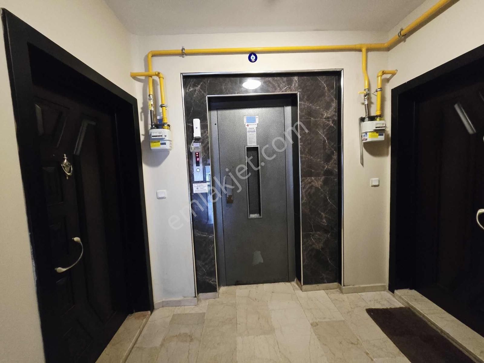 Esradan Cumhuriyet Mh 3+1 135 Net 2.kat Çift Balkon - Görsel 24