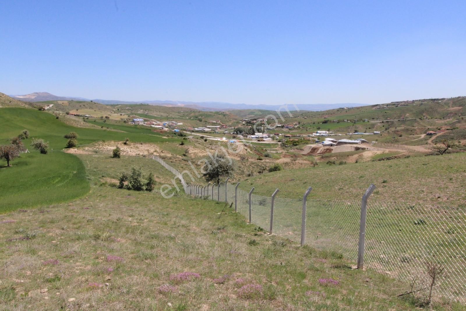 Han'dan İmara 500 Metre Mesafede Telli Yola Cephe 5628 M2 Tarla - Görsel 3