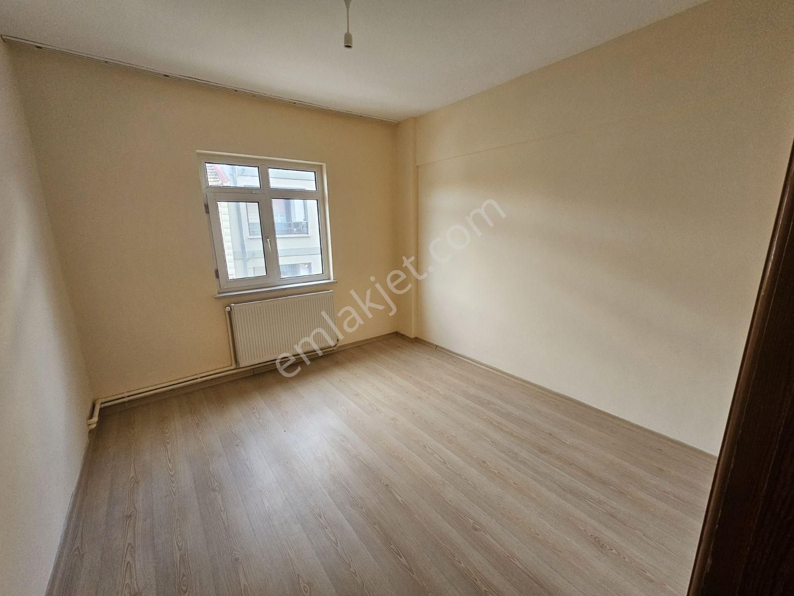Serdivan Arabacıalanında 3+1 120 M² Arakat Kiralık Daire - Görsel 24
