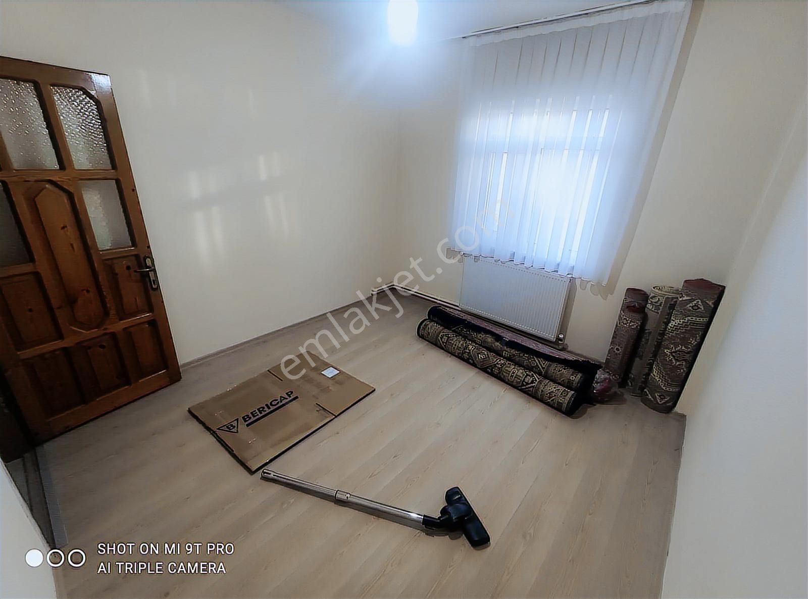 Serdivan Arabacıalanında 3+1 120 M² Arakat Kiralık Daire - Görsel 21