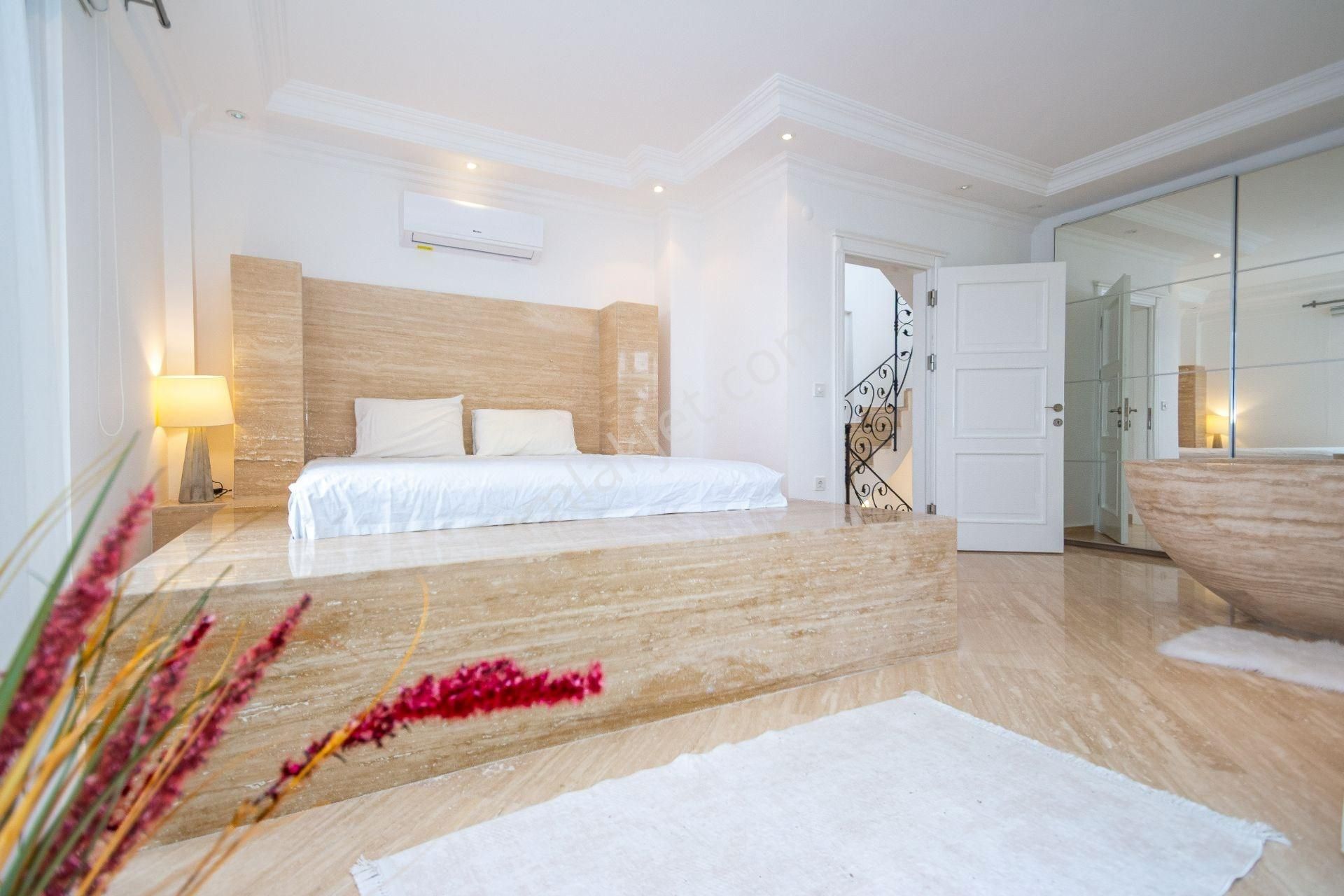 Alanya Cikcilli’de Deniz, Kale Ve Dağ Manzaralı Eşyalı 2+1 Villa - Görsel 29