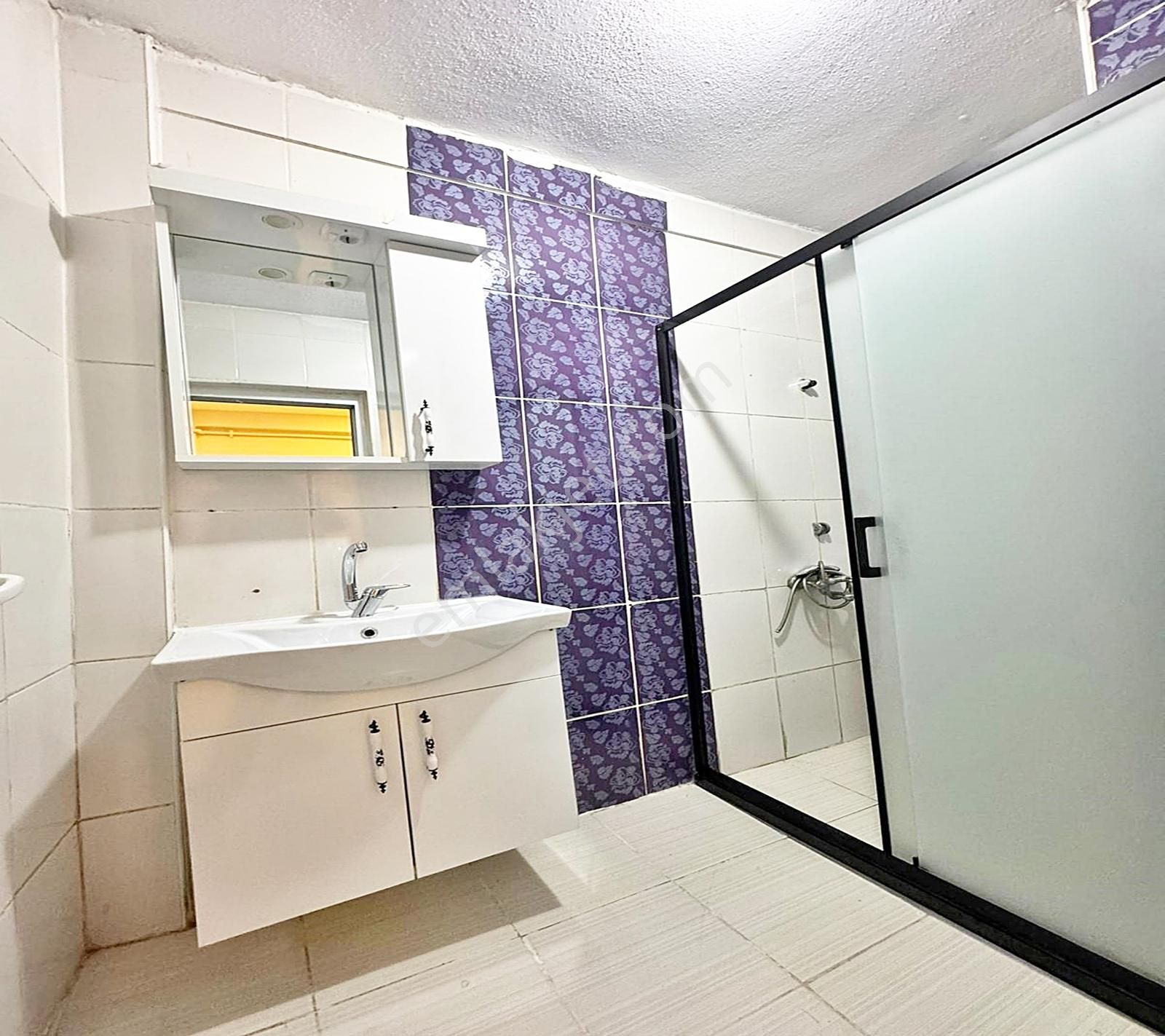 Hürriyet Mahallesi 2+1 Bahçekatı 105m2 Dekorlu Daire 2.150.000tl - Görsel 31