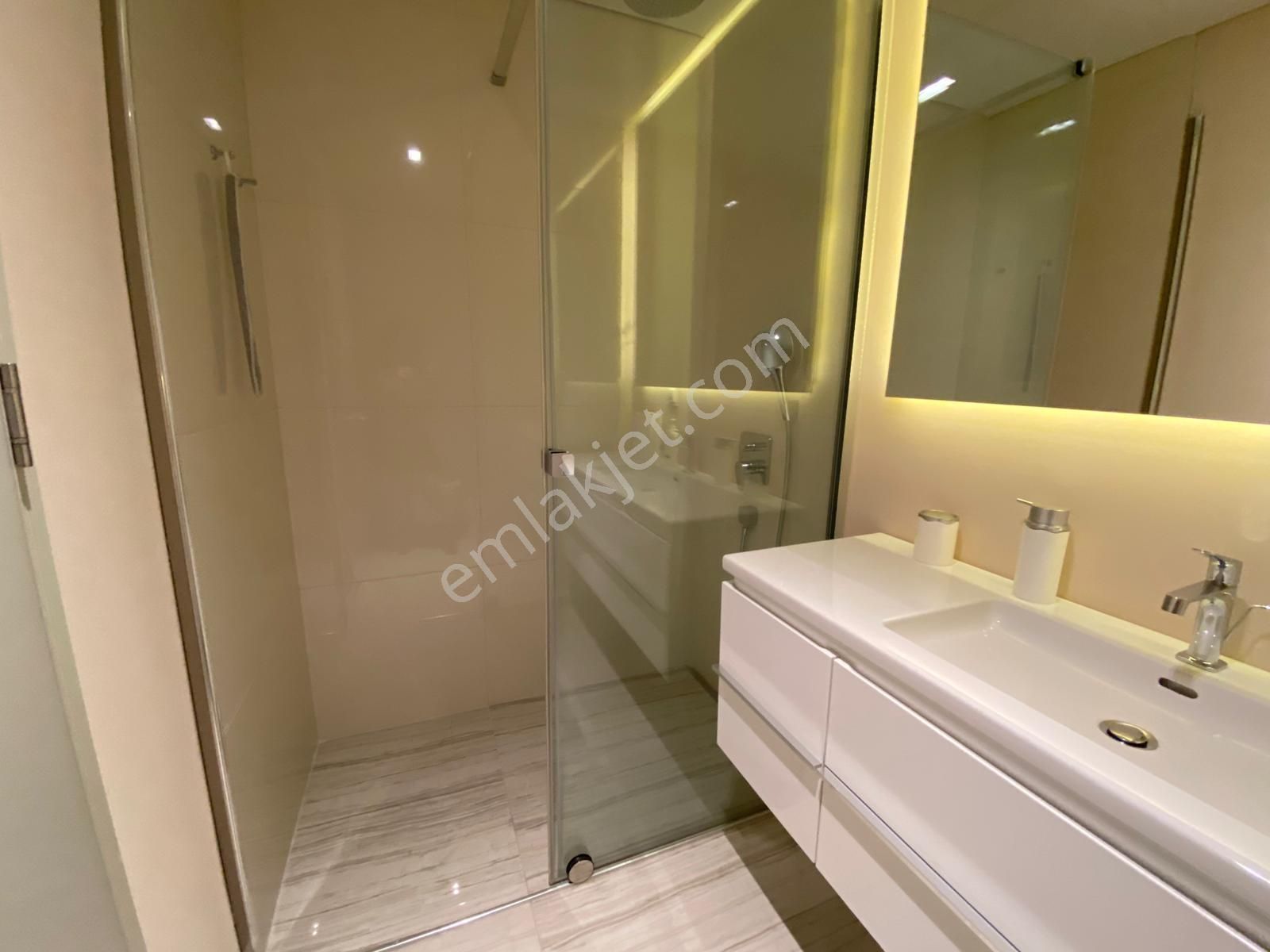 Turyap'tan Mistral Tower'da Satılık Manzaralı Eşyalı 3+1 Daire - Görsel 8