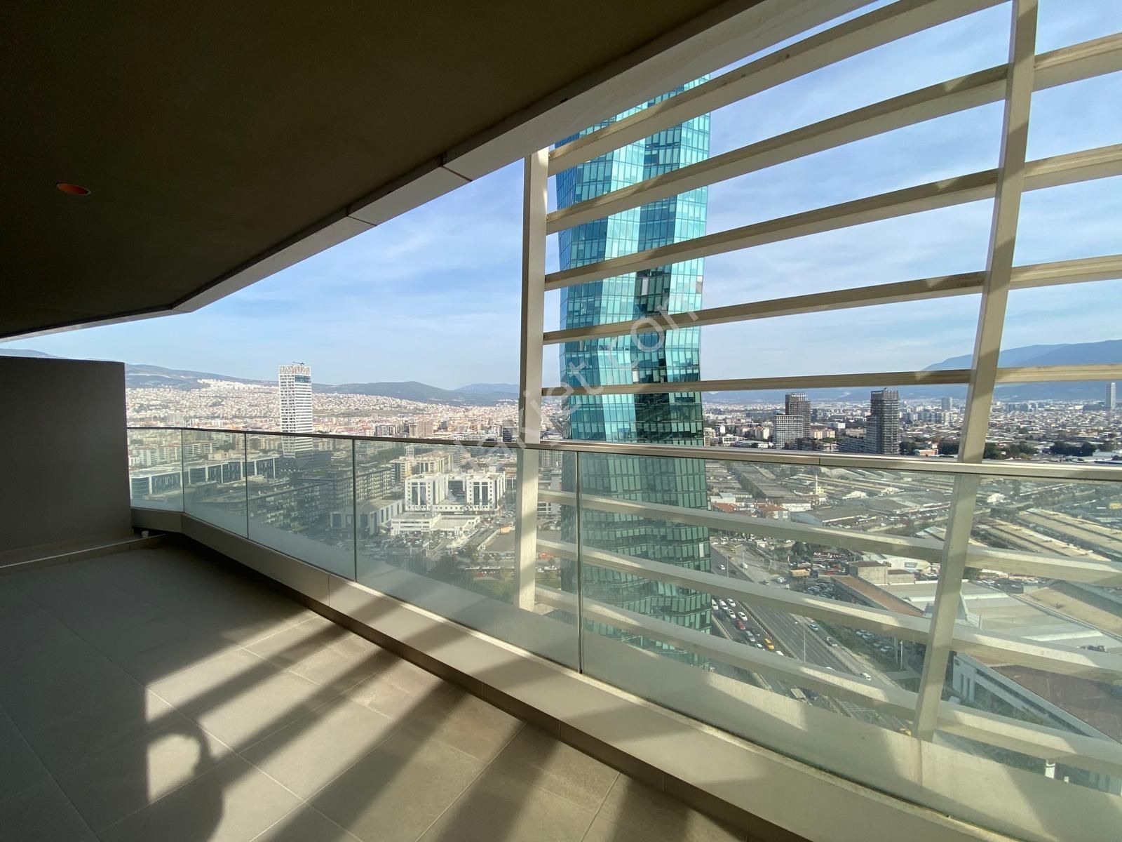 Turyap'tan Mistral Tower'da Satılık Manzaralı Eşyalı 3+1 Daire - Görsel 27