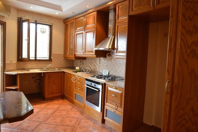 Utkudan Suadiyede Balkonlu Kombili 150m2 Kiralık 4+1 Daire - Görsel 24