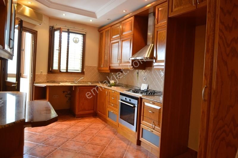 Utkudan Suadiyede Balkonlu Kombili 150m2 Kiralık 4+1 Daire - Görsel 16