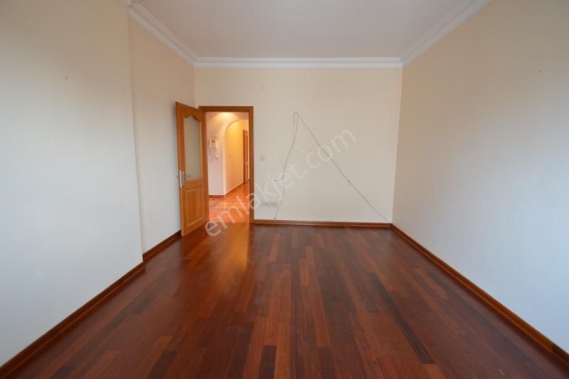 Utkudan Suadiyede Balkonlu Kombili 150m2 Kiralık 4+1 Daire - Görsel 31