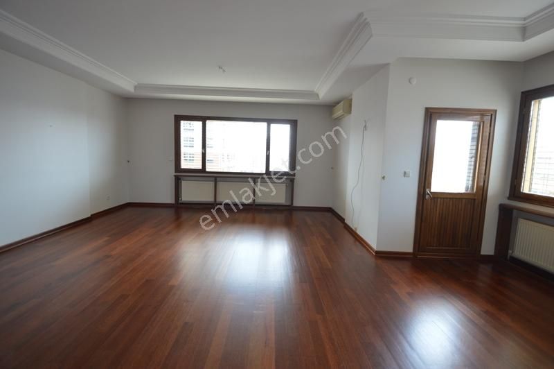 Utkudan Suadiyede Balkonlu Kombili 150m2 Kiralık 4+1 Daire - Görsel 5