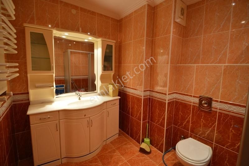 Utkudan Suadiyede Balkonlu Kombili 150m2 Kiralık 4+1 Daire - Görsel 3
