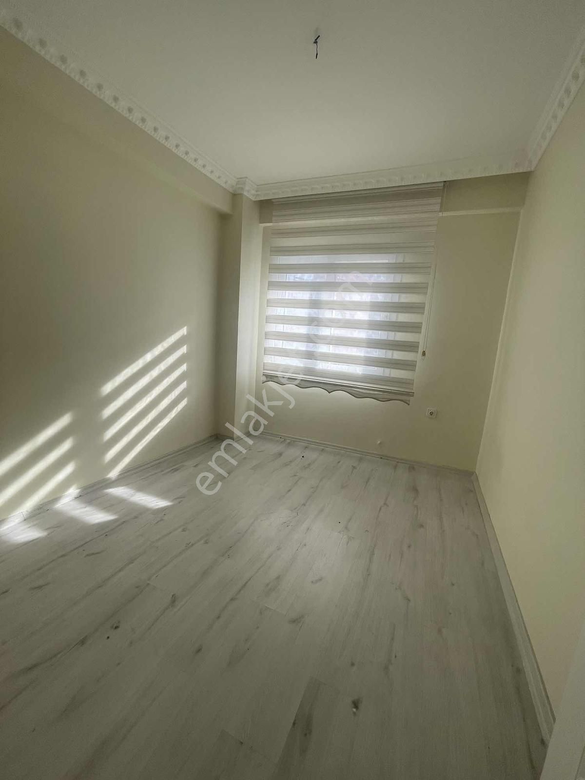Gültepe`de~caddeye~yakın~1+1~lüx~işçilik~cazip~daire~ - Görsel 12
