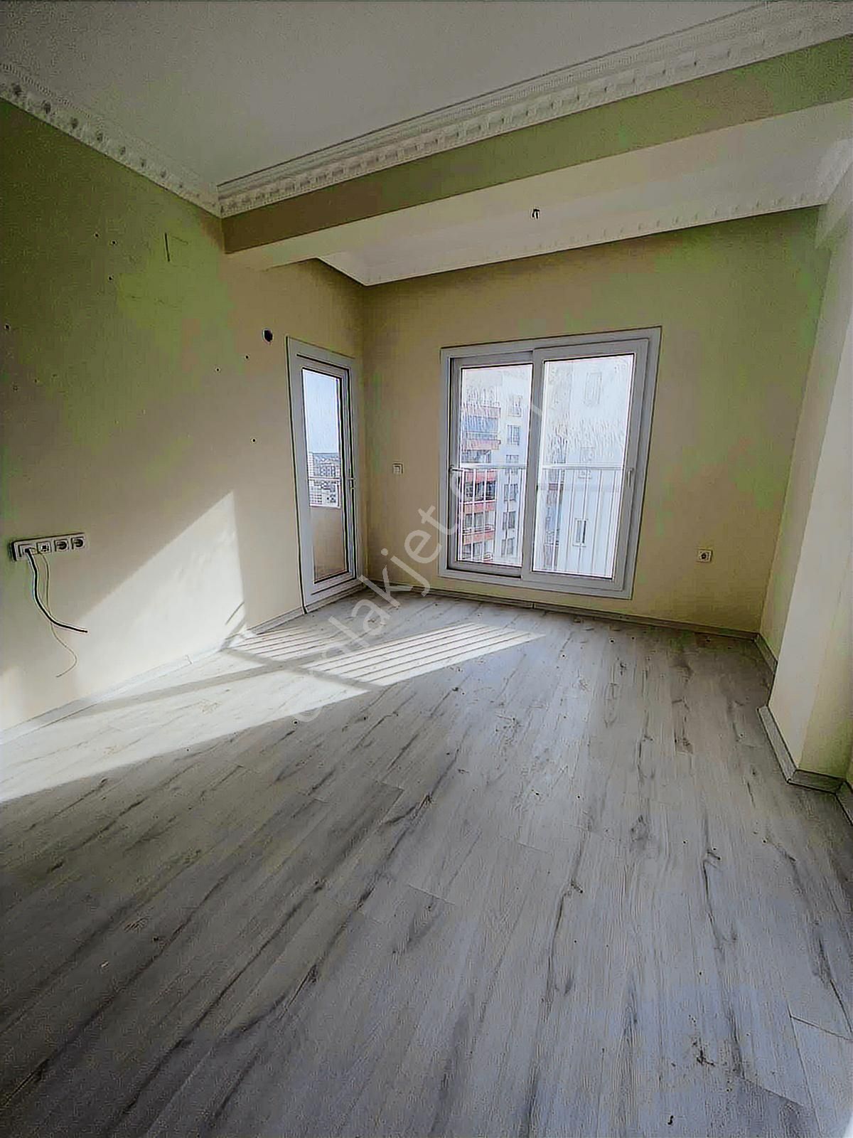 Gültepe`de~caddeye~yakın~1+1~lüx~işçilik~cazip~daire~ - Görsel 7