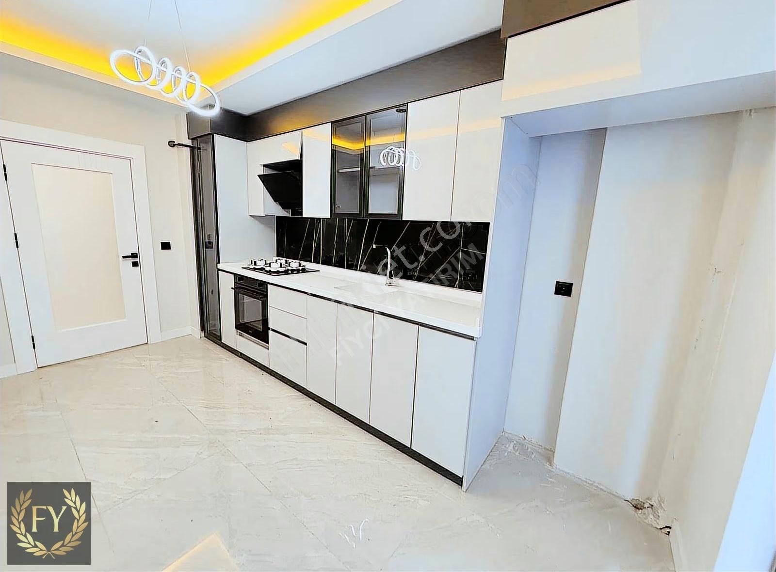 Menderes'te Güney Cephe 2+1 G.odalı E.banyo Sıfır Lüks Daire - Görsel 15