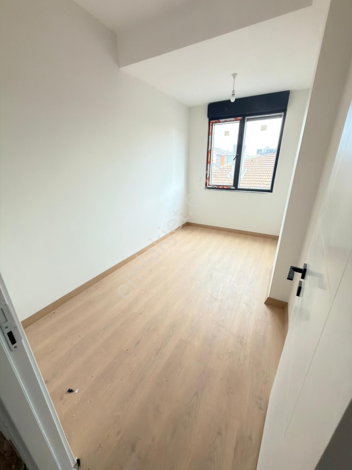 █ Konfor █ Küçükyalı'da, Ön Cephe, 3.kat, Balkonlu, Sıfır 3+1 - Görsel 3