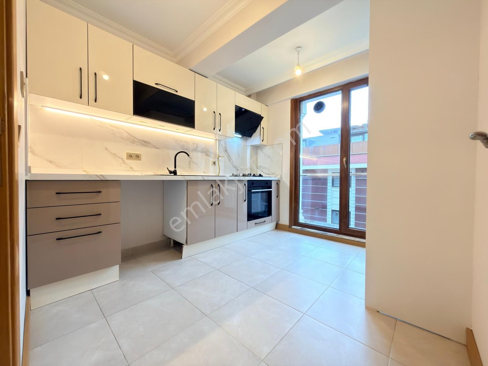 █ Konfor █ Küçükyalı'da Oturuma Hazır Marmaraya Yakın 3+1 - Görsel 18