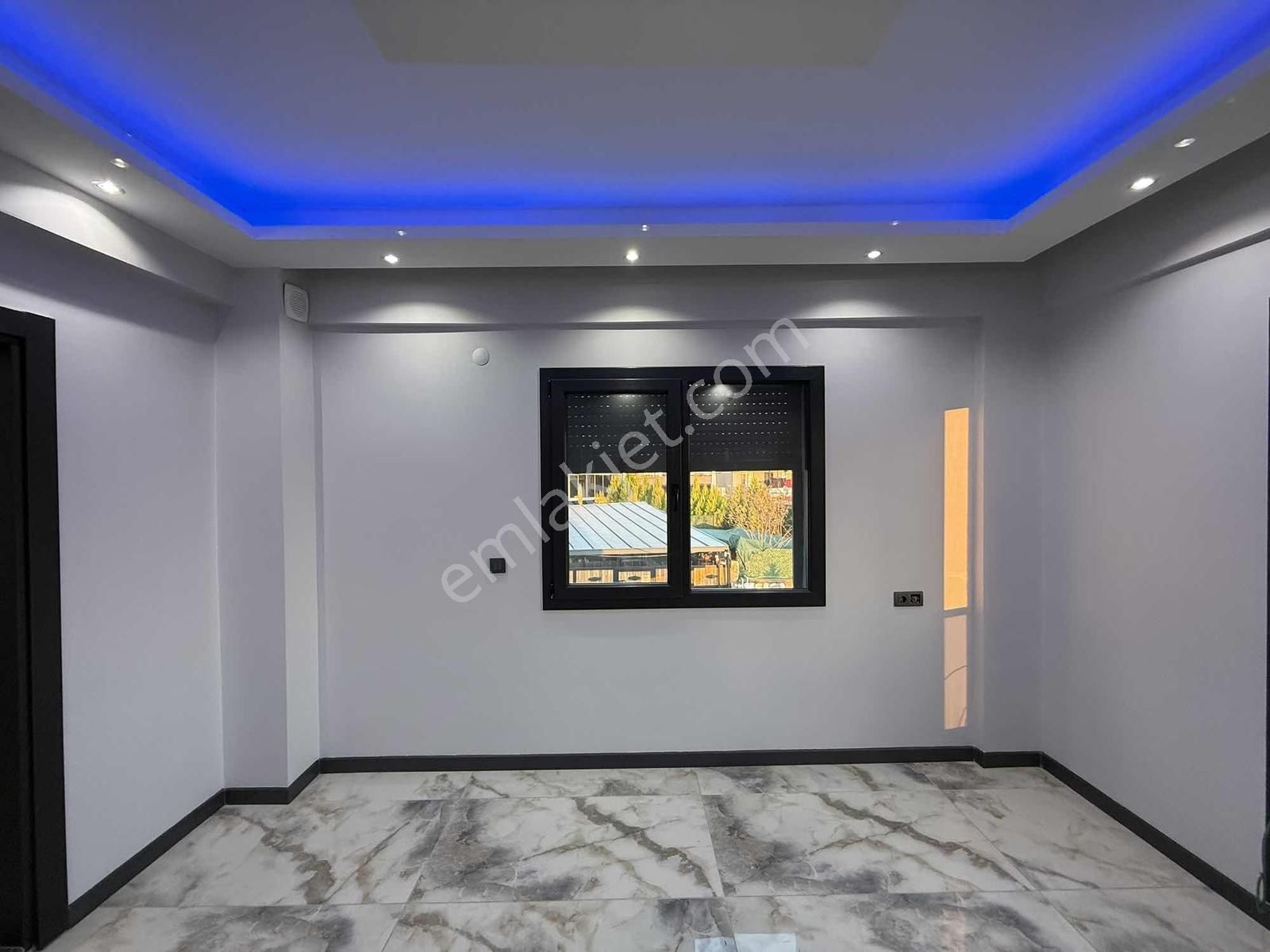 Buca Belenbaşında 100.yıl Site İçinde Özel Yapılmış Villa - Görsel 3