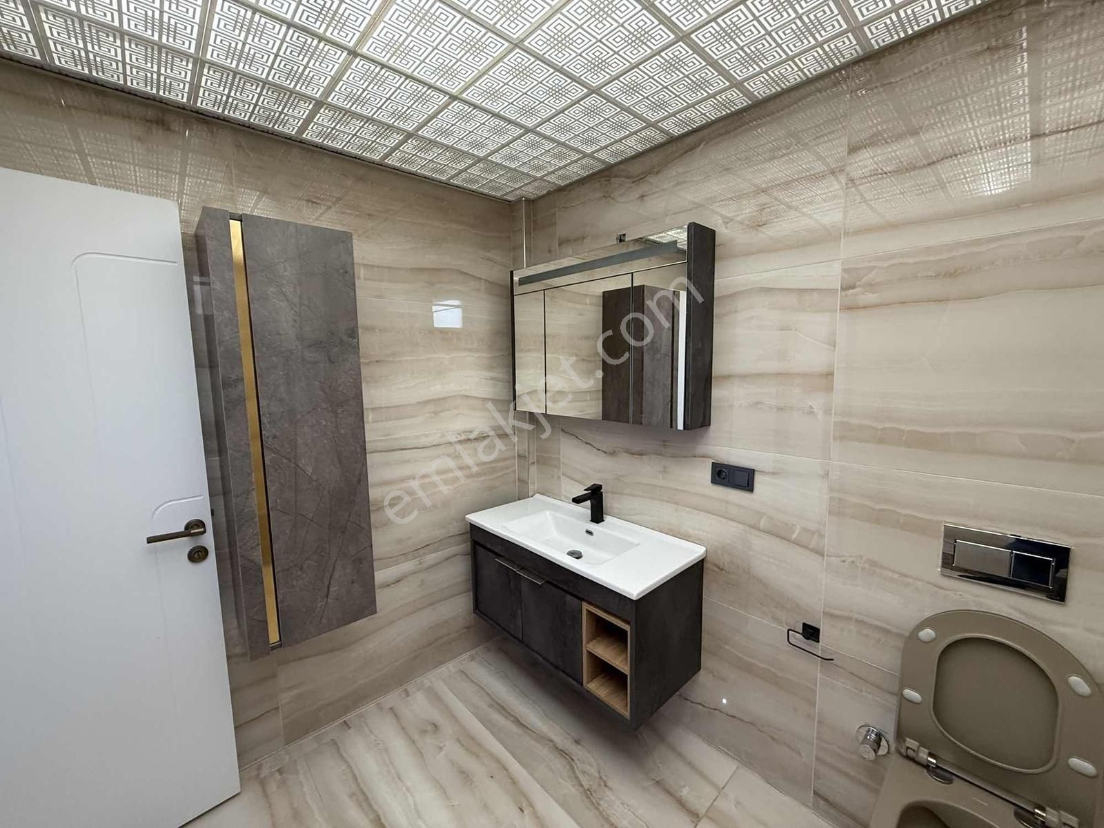 Buca Belenbaşında 100.yıl Site İçinde Özel Yapılmış Villa - Görsel 32