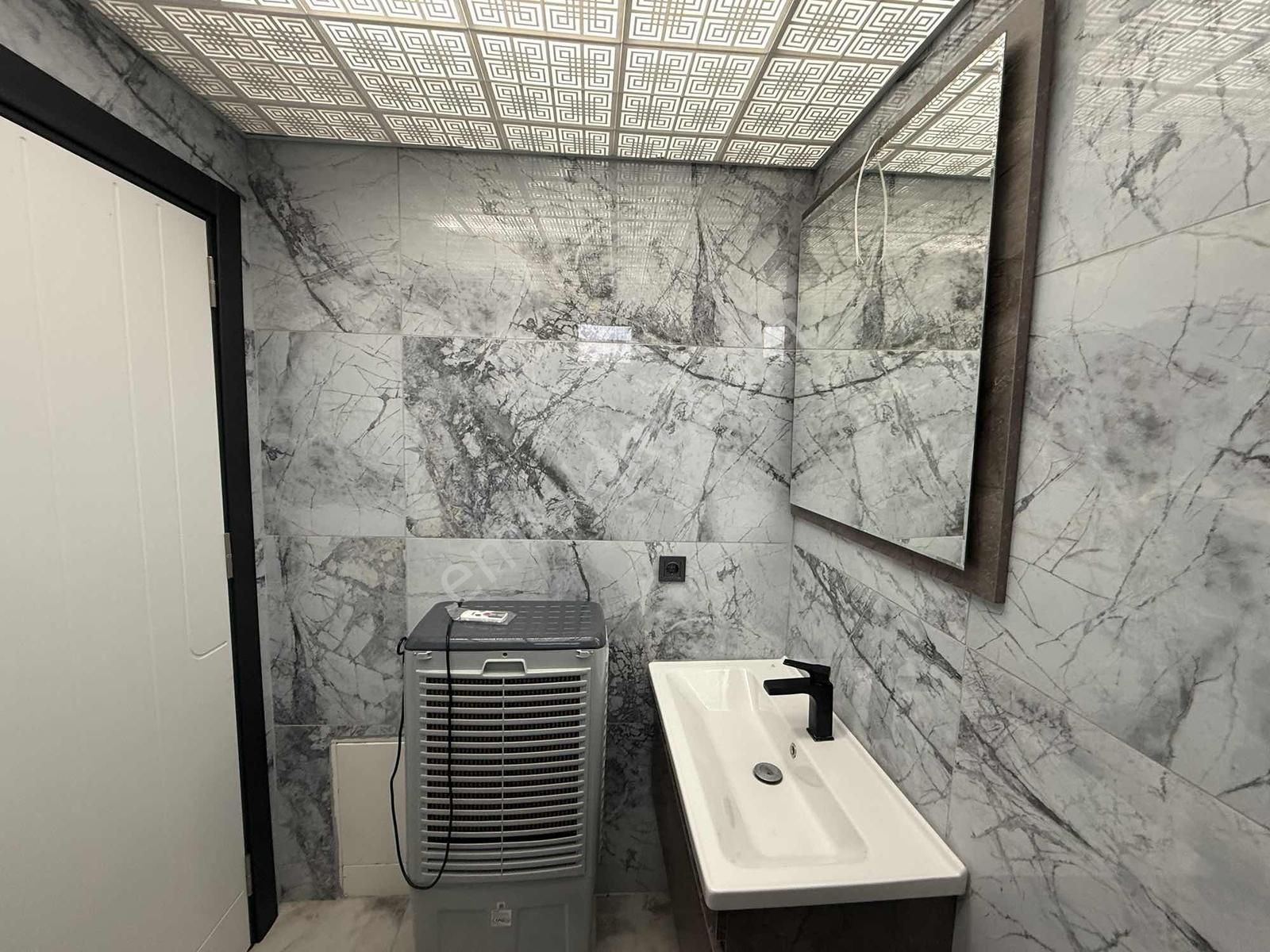 Buca Belenbaşında 100.yıl Site İçinde Özel Yapılmış Villa - Görsel 13