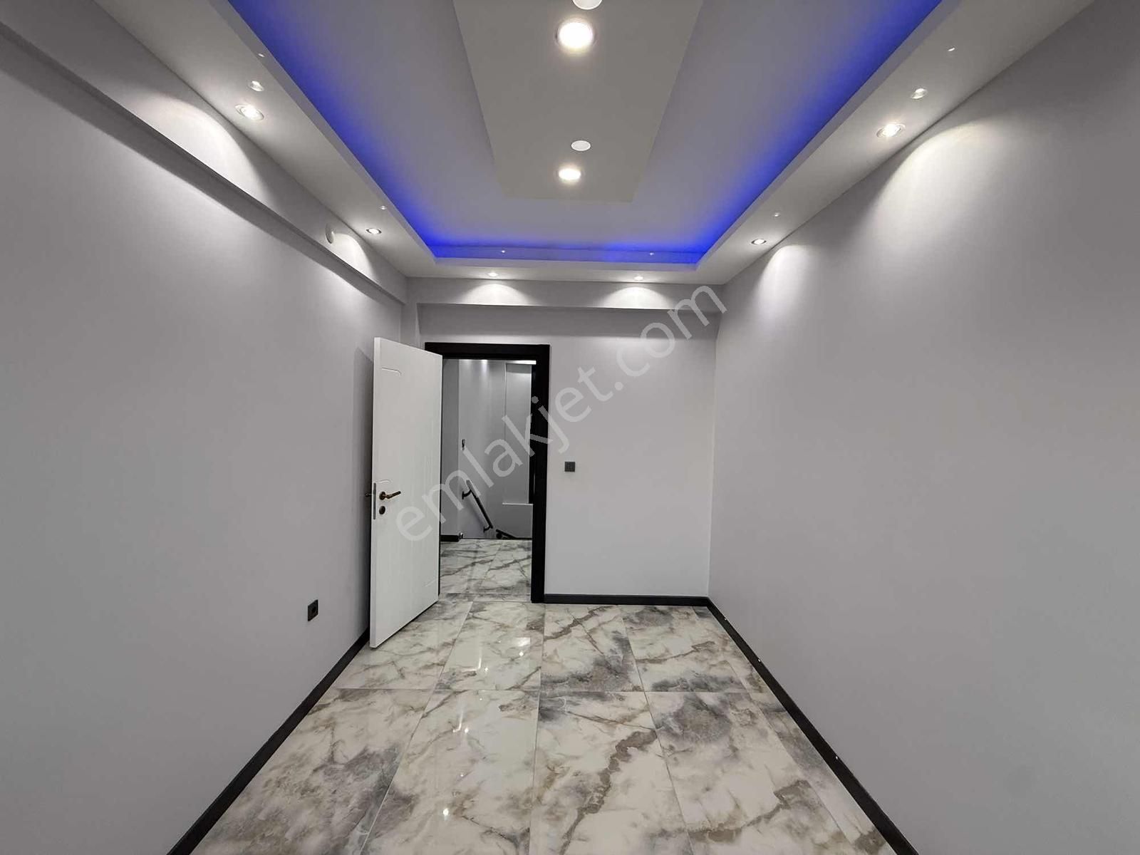 Buca Belenbaşında 100.yıl Site İçinde Özel Yapılmış Villa - Görsel 26