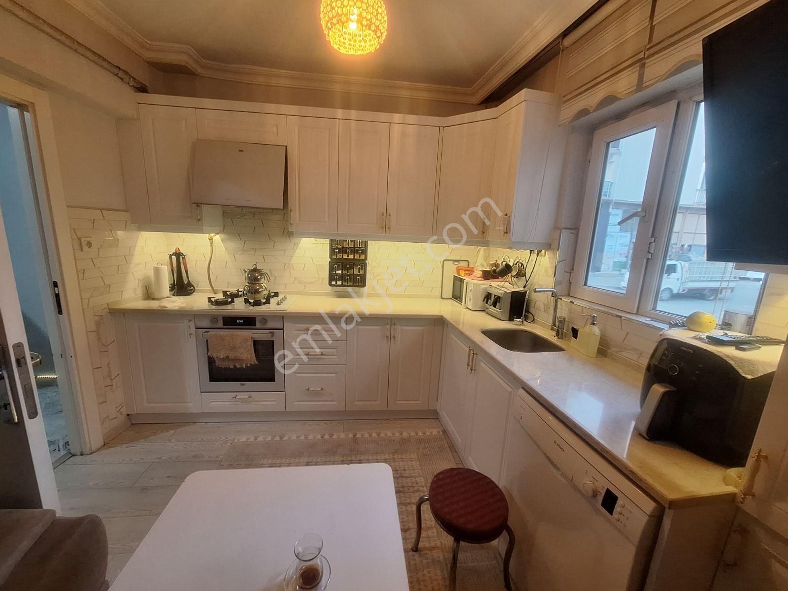 Mehmetoğlu Gayrimenkulden Reşadiye Mah.2+1 Yüksek Giriş Satılık - Görsel 6