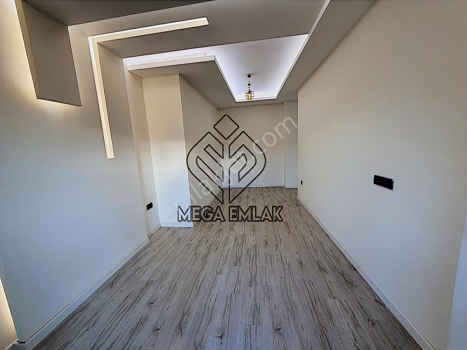 Merkezi Konumda Geniş Ön Cephe Arakat 3+1 Daire - Görsel 3