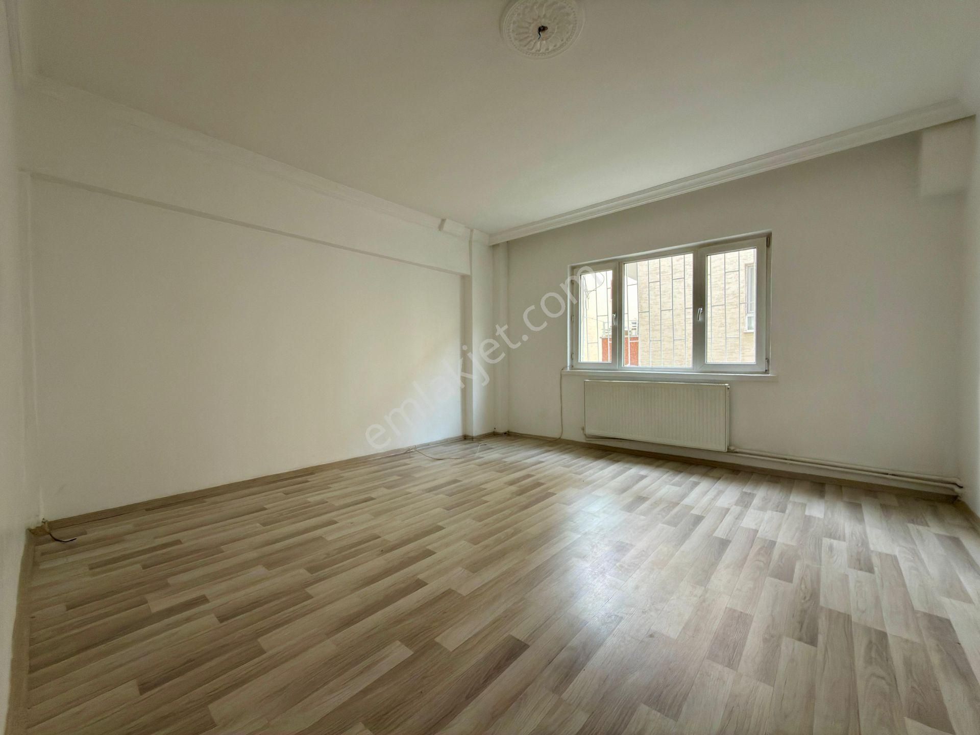 Kalecik Emlak'tan Merkez Mahallesin'de Kot-1 Masrafsız 3+1 Daire - Görsel 3