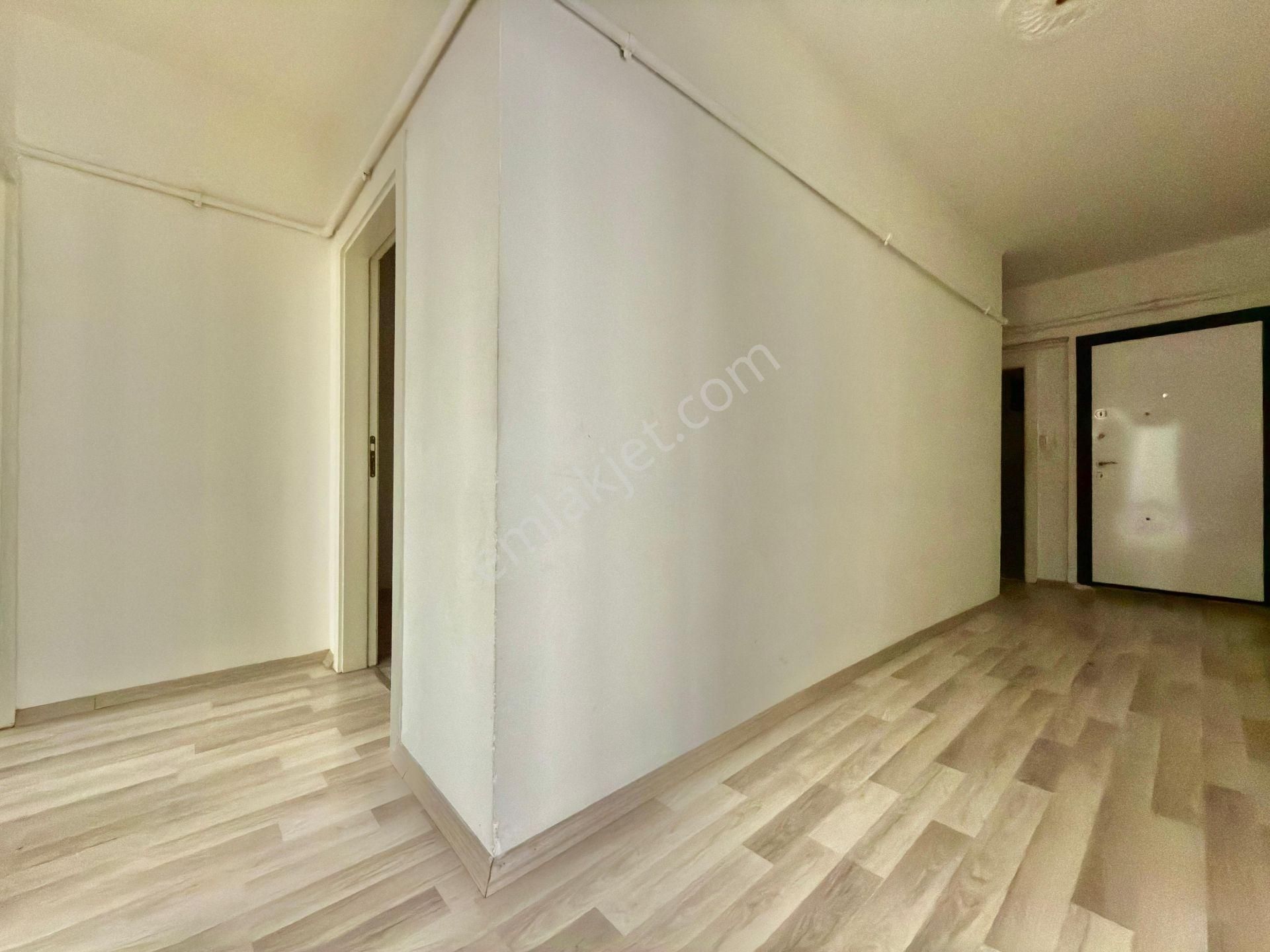 Kalecik Emlak'tan Merkez Mahallesin'de Kot-1 Masrafsız 3+1 Daire - Görsel 12