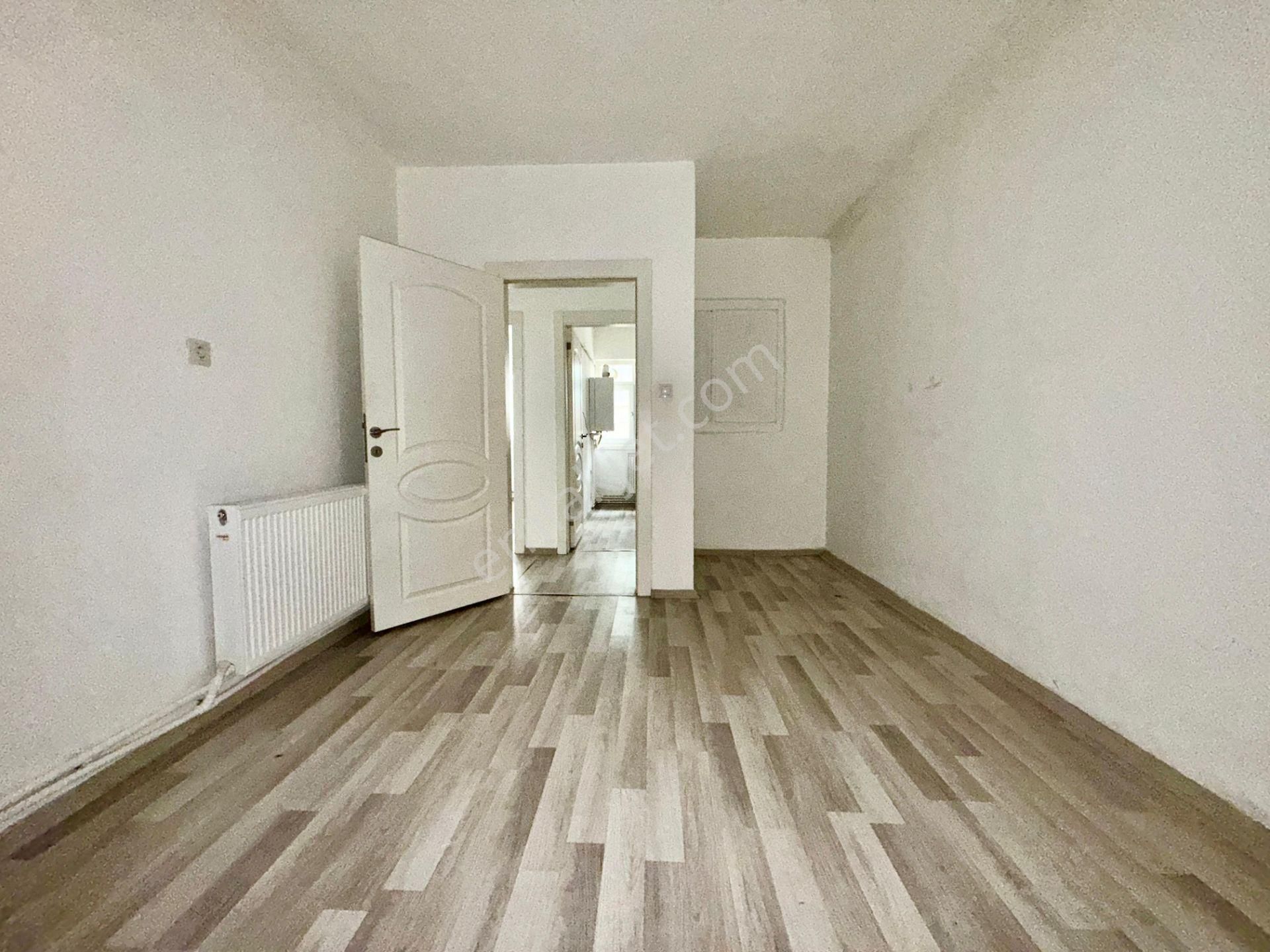 Kalecik Emlak'tan Merkez Mahallesin'de Kot-1 Masrafsız 3+1 Daire - Görsel 11