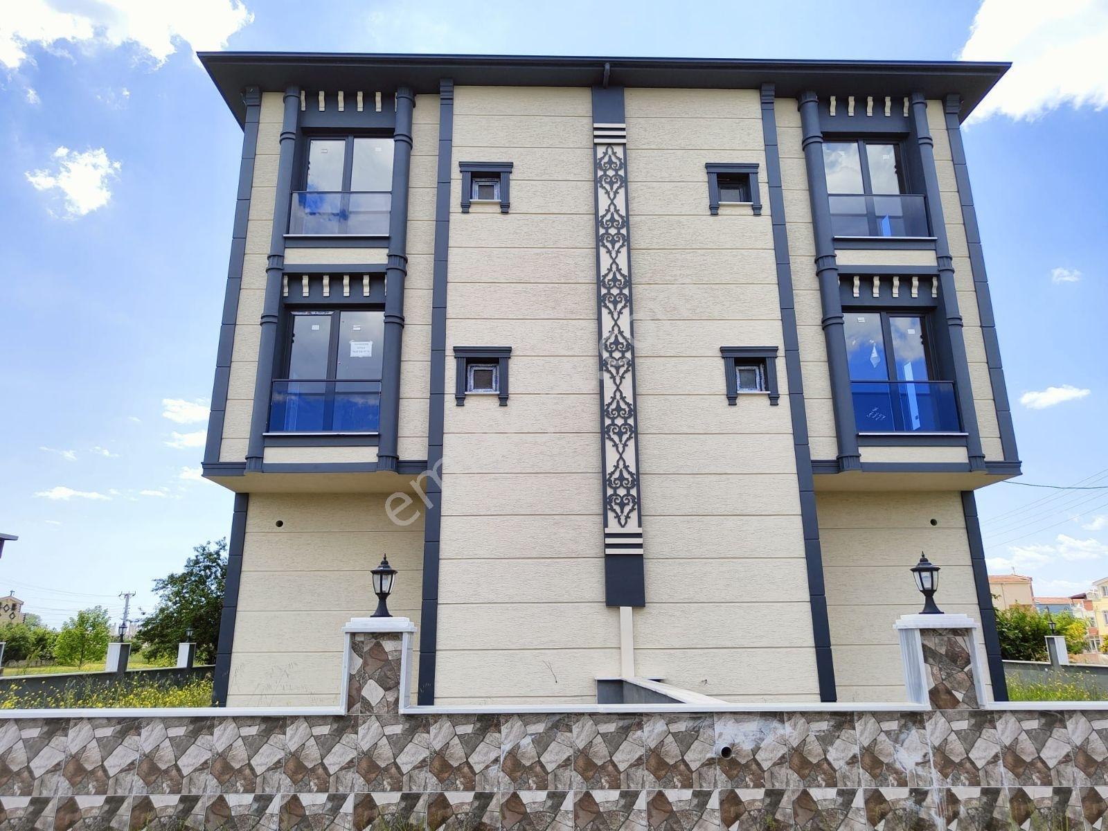 Kartallar'dan Büyük Bahçeli E5e Yakın Deniz Manzaralı Villa. - Görsel 14