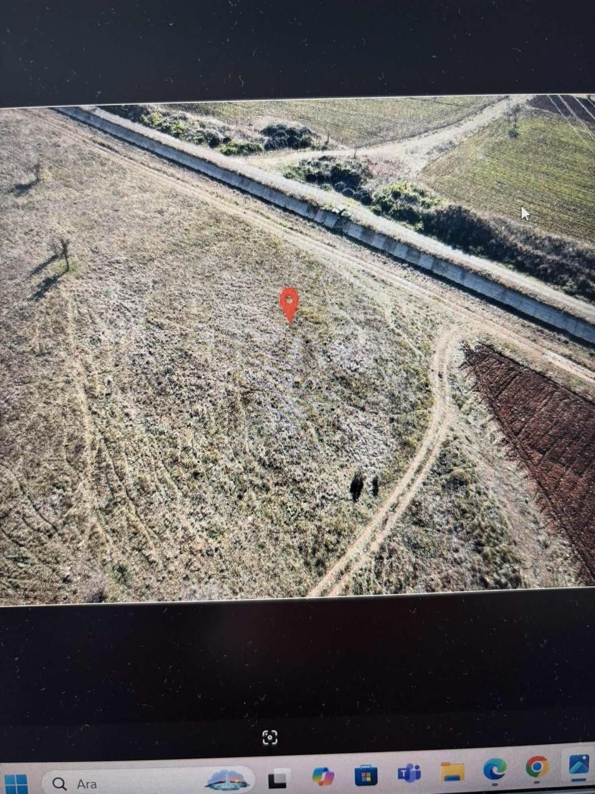 1250 M.t Arazi.tek Tapu.yolu Ve Suyu Var.düz Arazi - Görsel 10