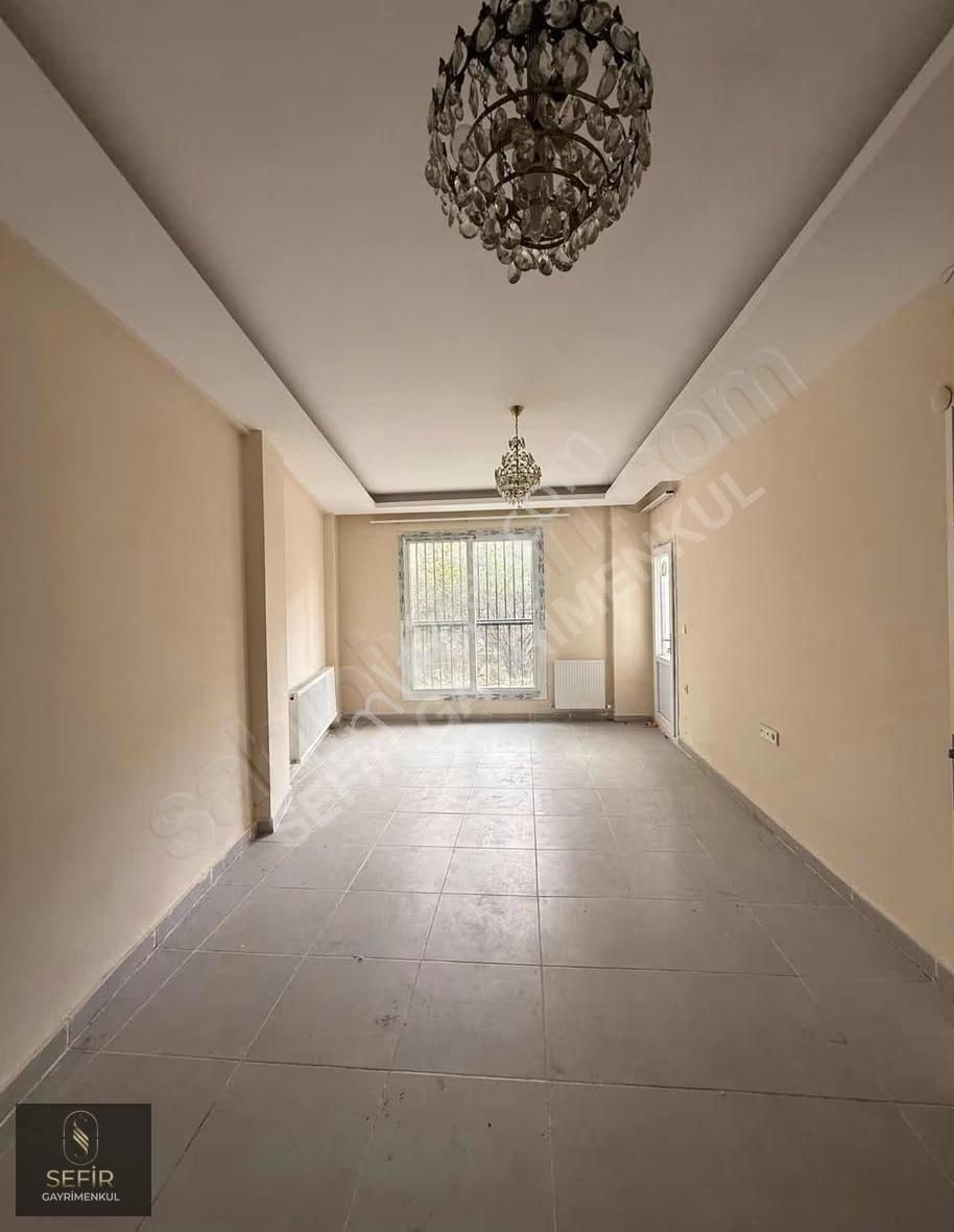 Merkezi Konumda 2+1 Kulanışlı Ferah Daire