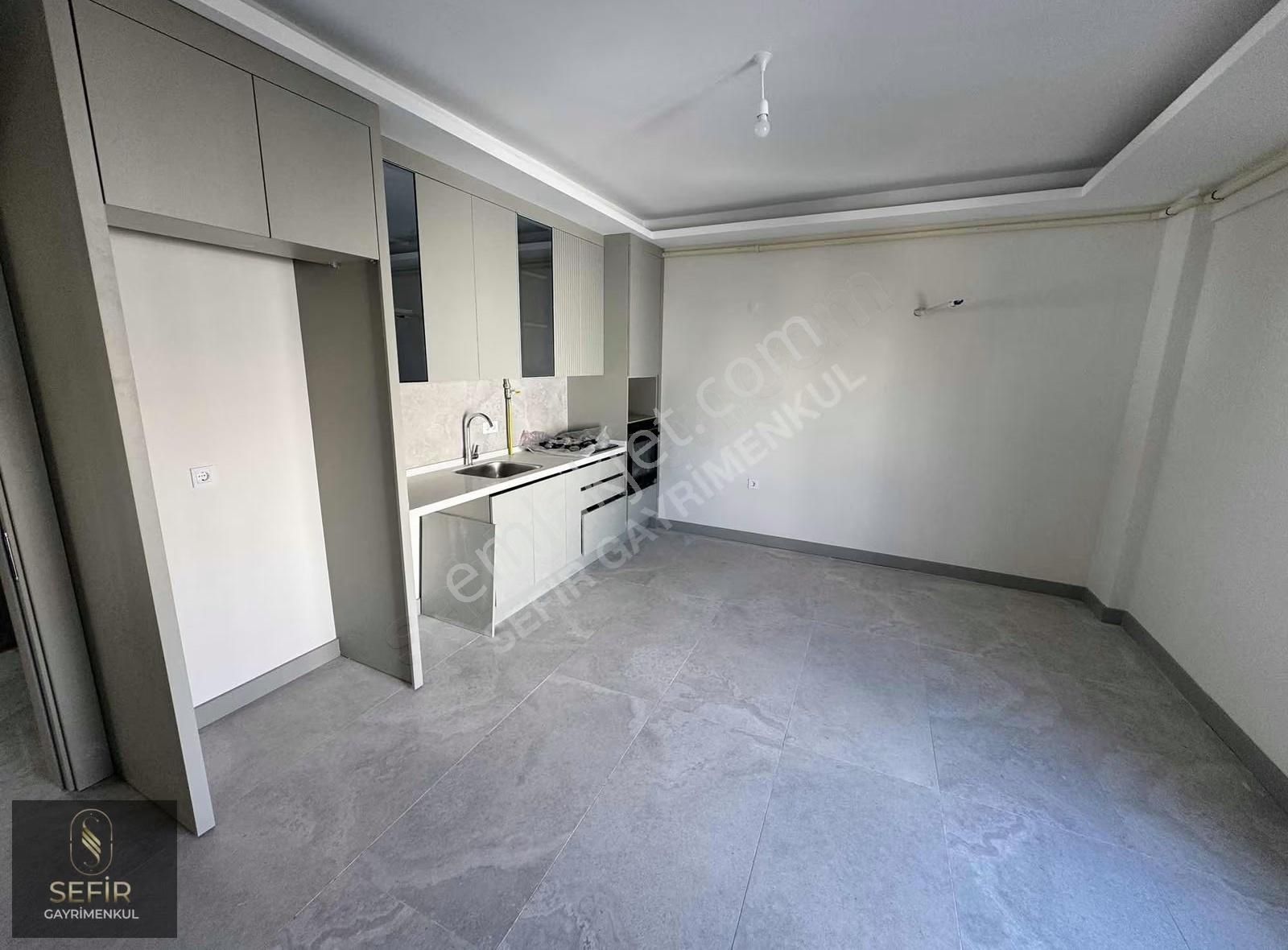 Konumu Güzel 2 Katlı Binada 2+1 Sıfır Daire