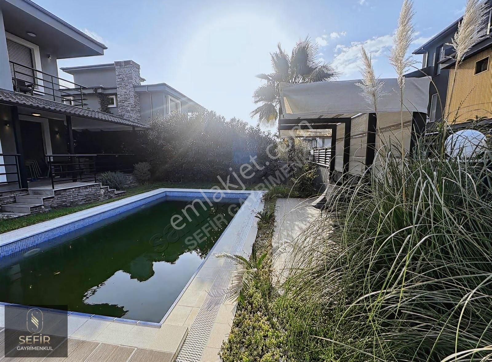 Seferihisar Gemisuyu Konakların'da 4+1 Satılık Villa - Görsel 18