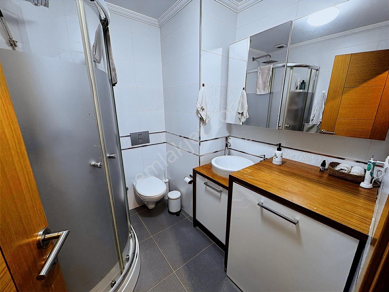 Kartal Merkez Satılık 2+1 Demırbaşpark Modern Merkez Site İçi - Görsel 5