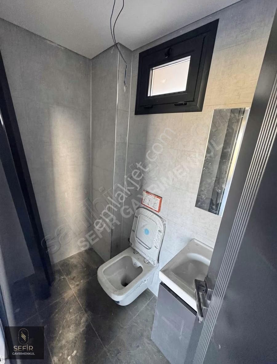 Akarca'da Bahçeli Kullanışlı 3+2 Sıfır Villa - Görsel 10