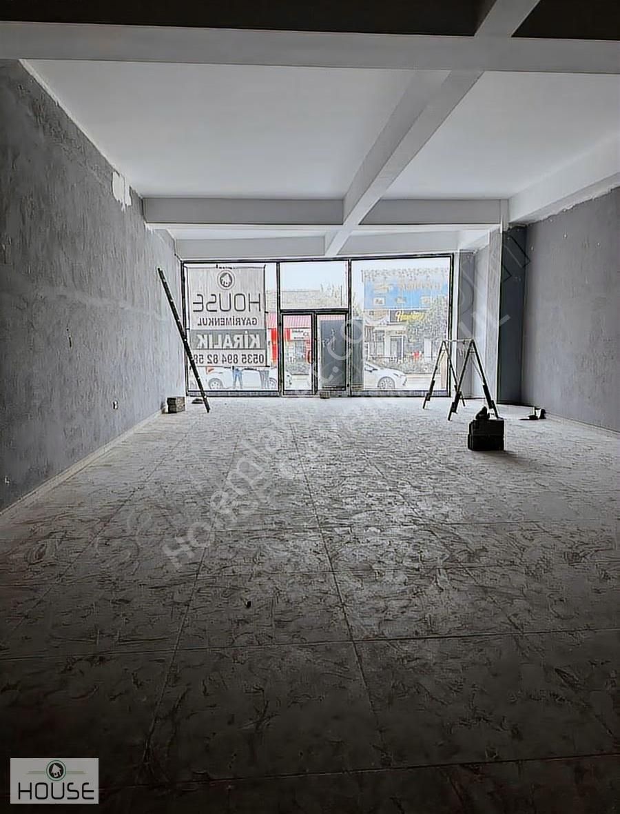 House Gayrimenkulden Atatürk Caddesinde Kiralık Dükkan - Görsel 11