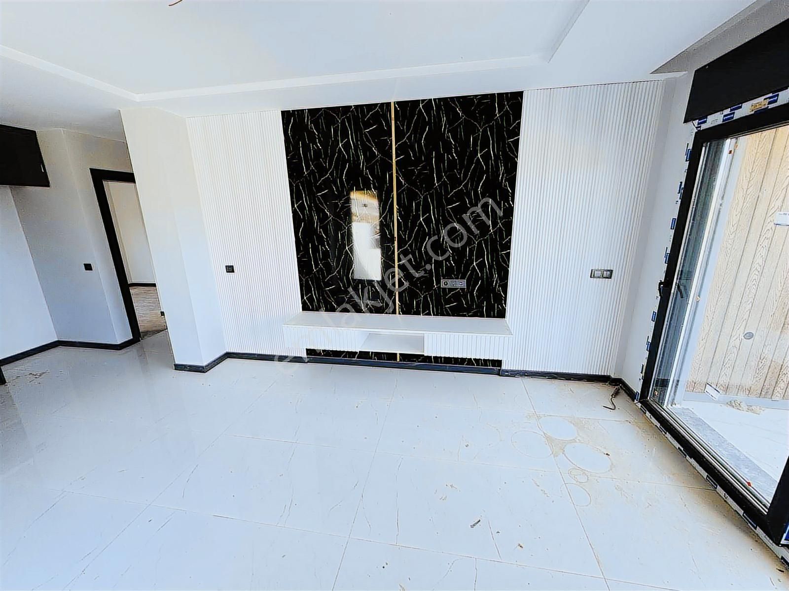 Kuşadası Güzelçamlı'da Havuzlu Satılık 2+1 Bahçeli Daire - Görsel 20