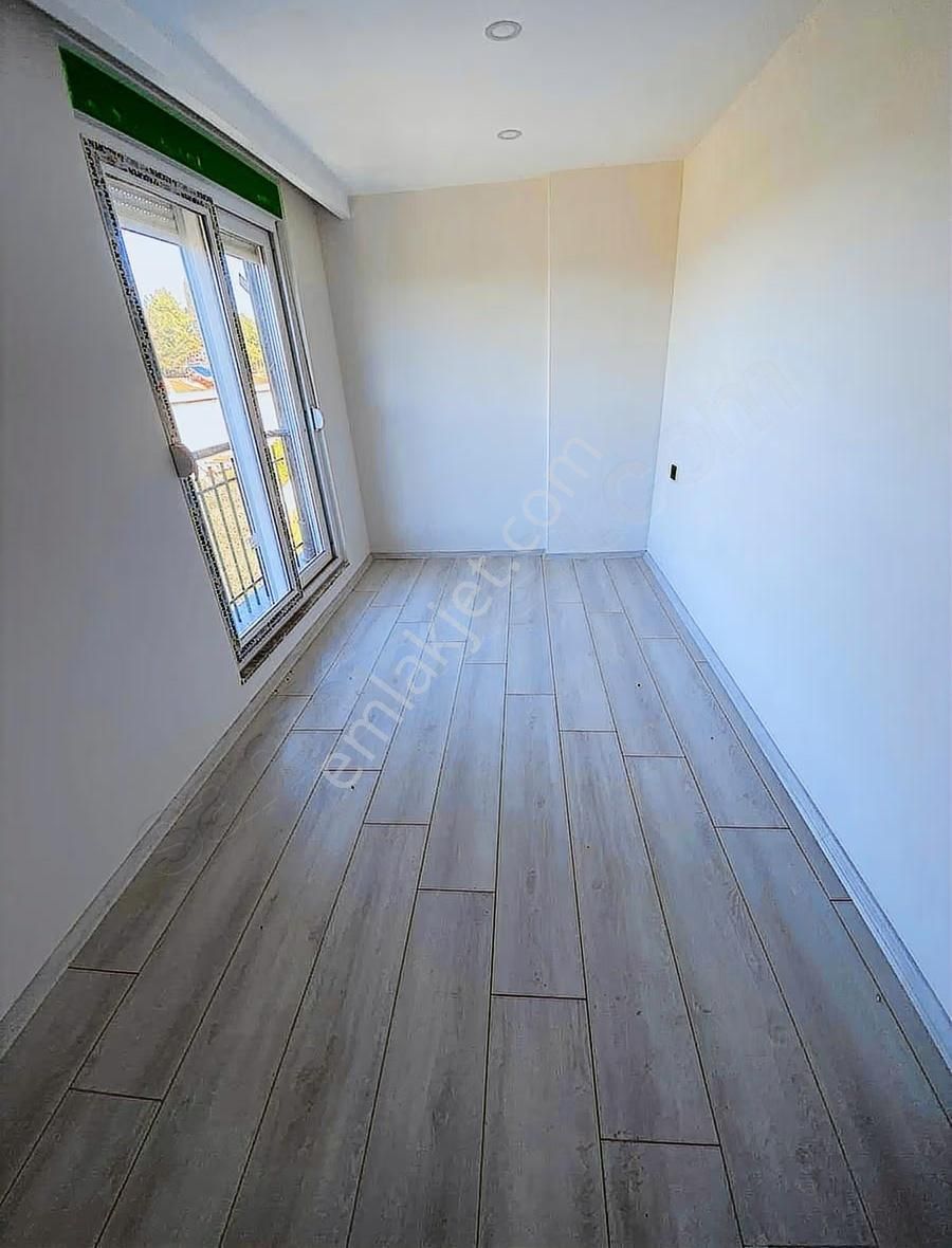 Ilıca Mahallesi'nde 2 + 1 Üçüncü Kat Havuzlu Dairemiz Kiralıktır - Görsel 8