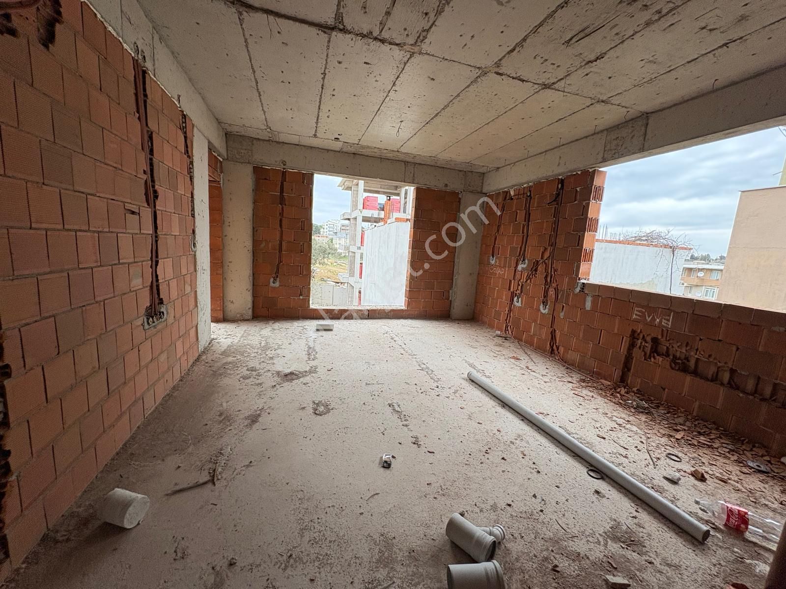 Adliyenin Karşısında 1+1 Satılık Sıfır Daire - Görsel 9