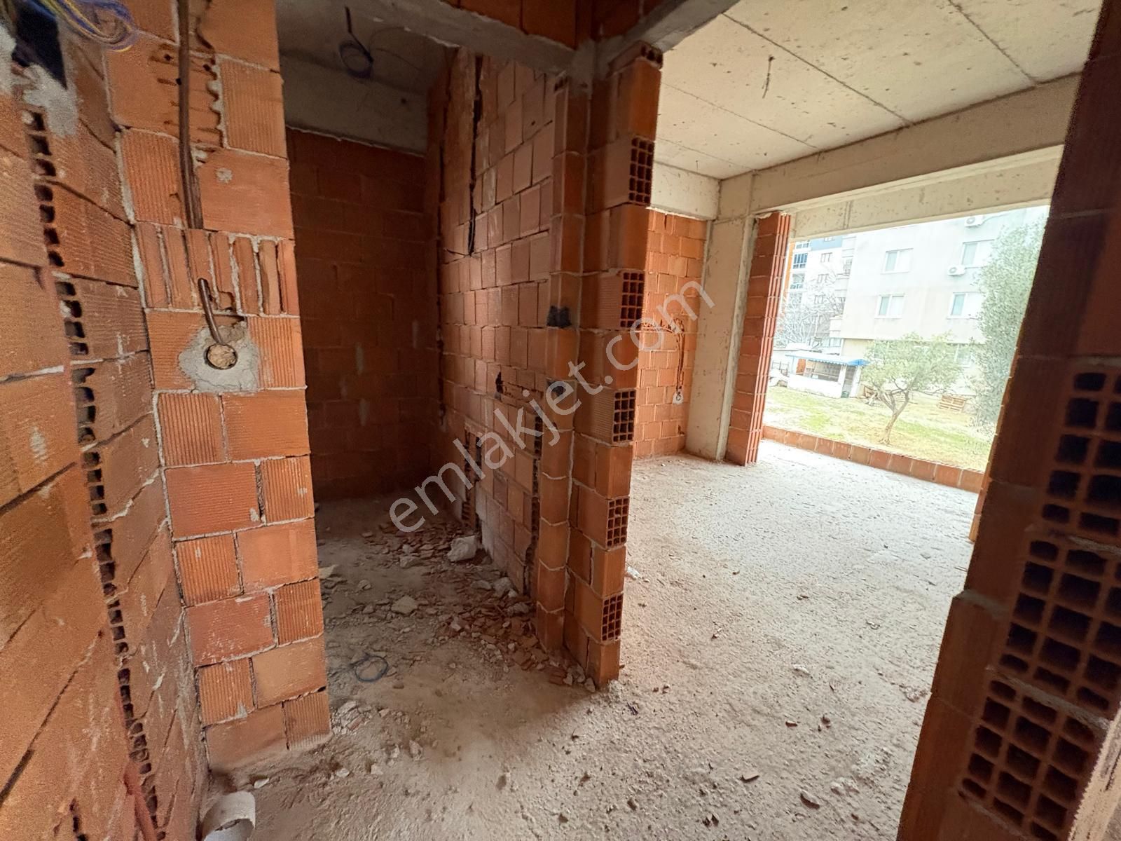 Adliyenin Karşısında 1+1 Satılık Sıfır Daire - Görsel 5