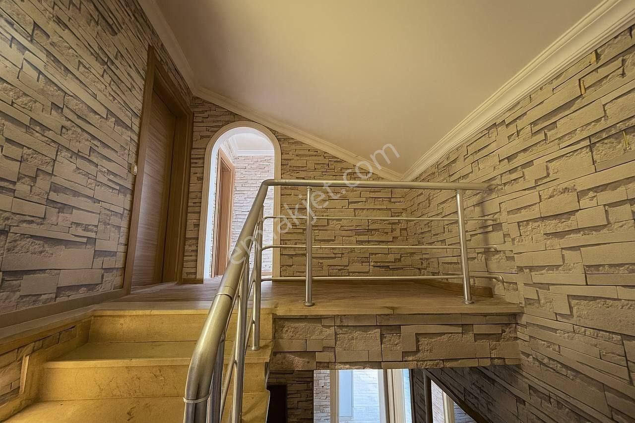 Alanya / Tosmur – Deniz Manzaralı Geniş 4+1 Çatı Dubleks - Görsel 21