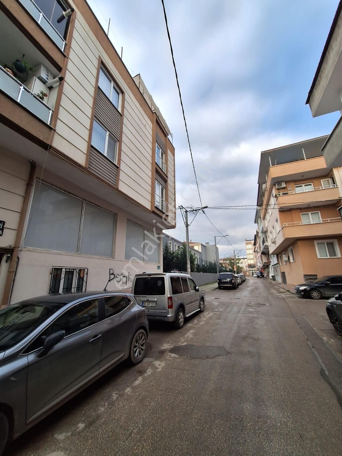 Bursa Demirtaş Cumhuriyet Mahallesinde Caddeye Yakın, 5+1 Geniş - Görsel 10