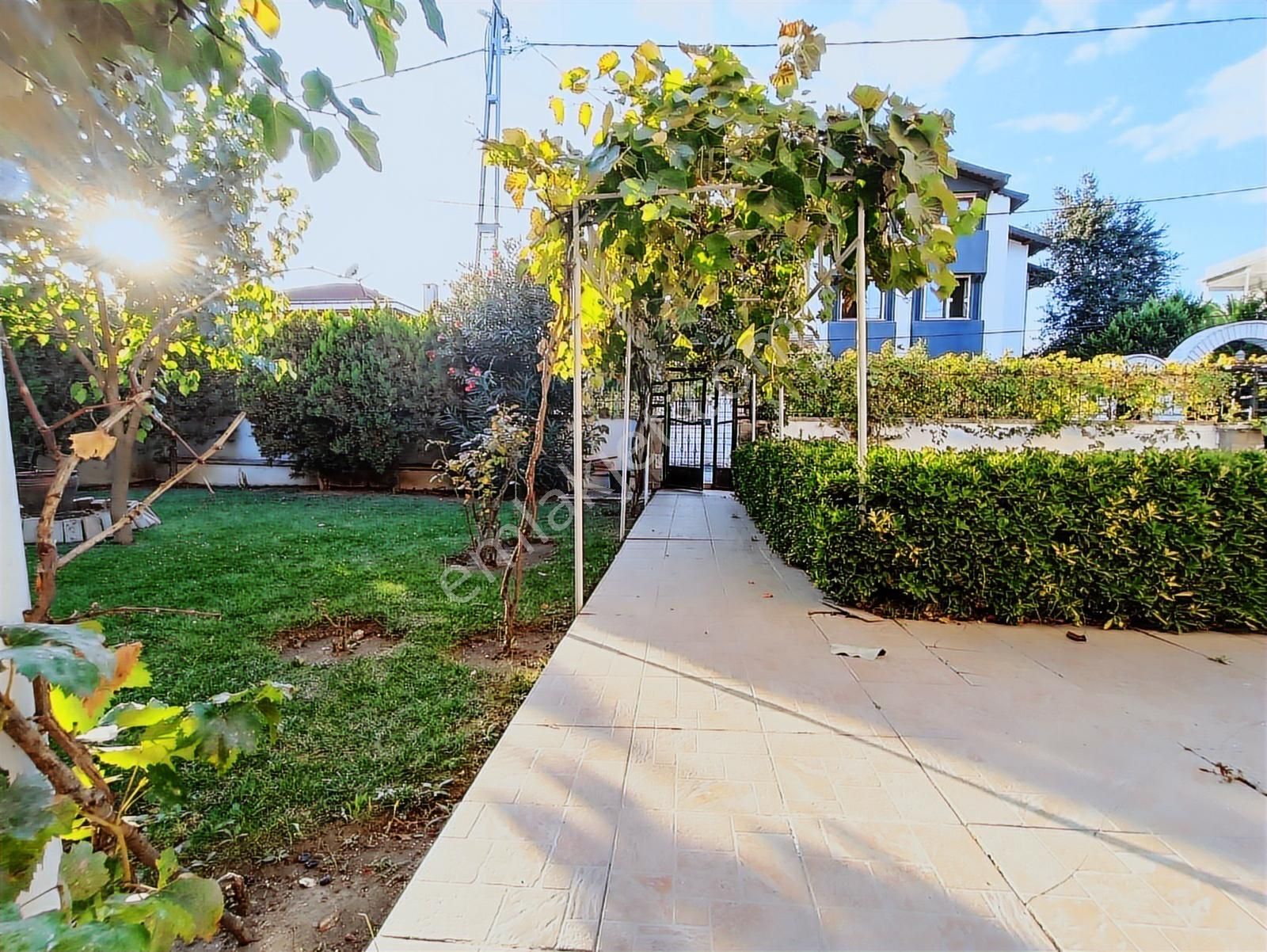 500 M² Müstakil Arsa İçinde Müstakil Villa Denize Cok Yakın 150m - Görsel 11